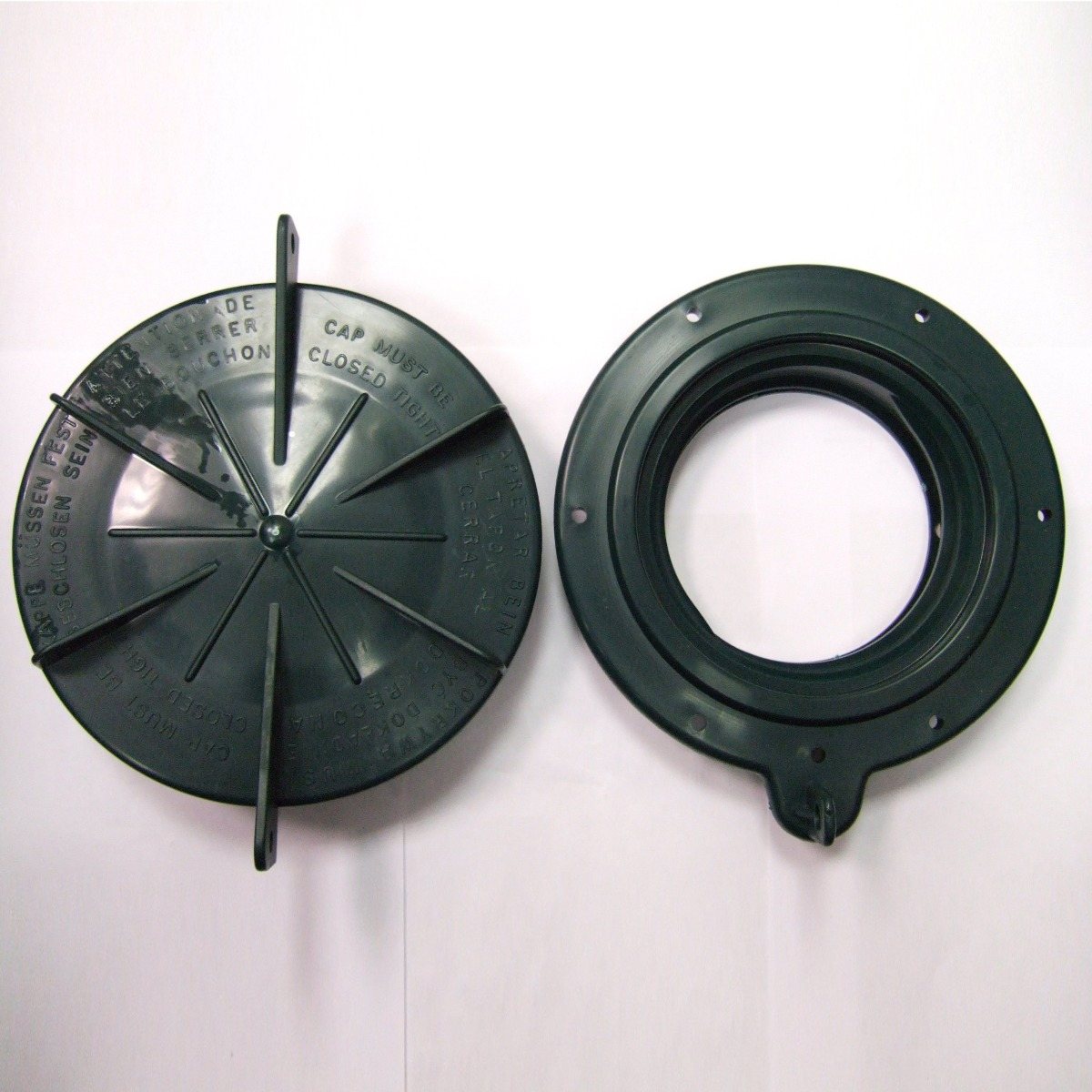 TITAN 4' OIL TANK LID Tanks IE